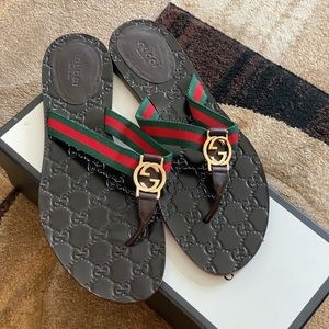 Gucci Slides Size 40 (10) SOLD ON ANOTHER SITE